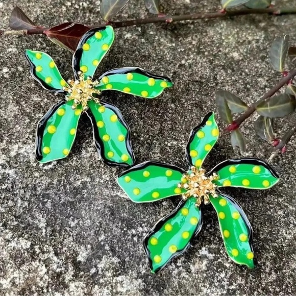 Anthropologie Green  Flower Earrings - Picture 1 of 5
